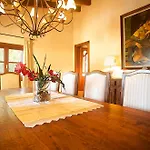 Country House In A Peaceful Rural Setting For Large Groups
