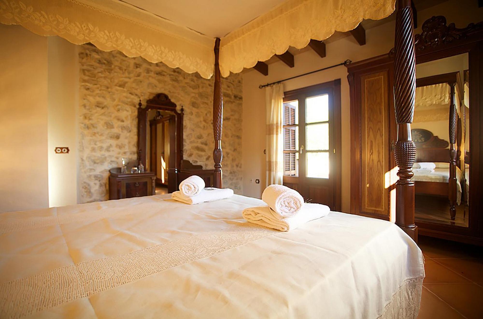 In A Peaceful Rural Setting For Large Groups Ferienhaus Petra (Mallorca)
