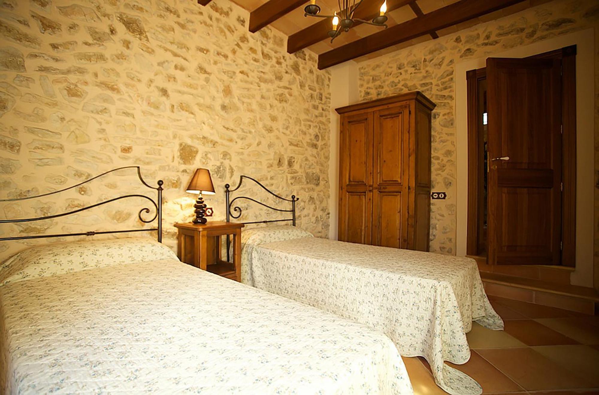 Ferienhaus In A Peaceful Rural Setting For Large Groups