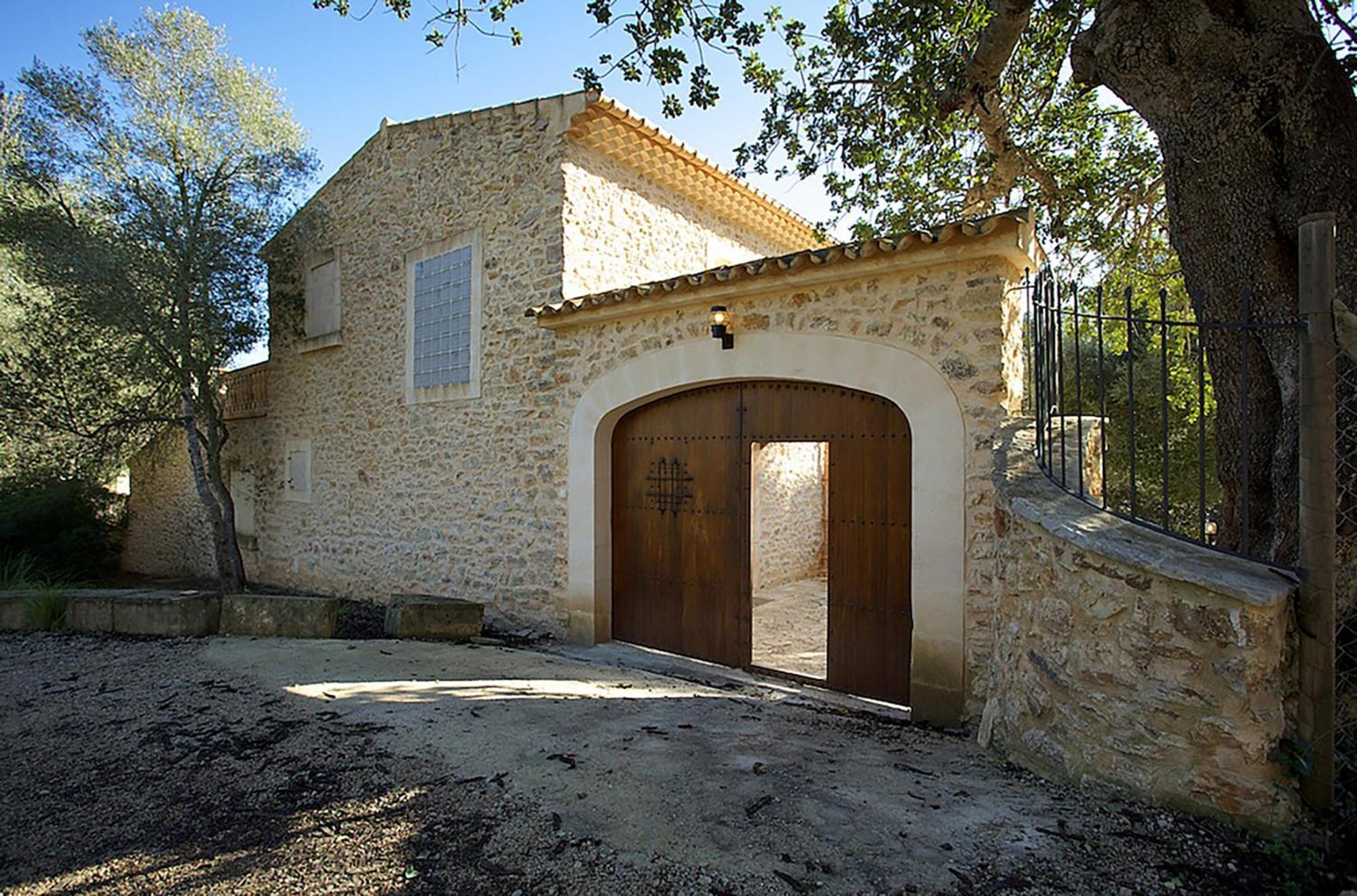 In A Peaceful Rural Setting For Large Groups Ferienhaus Petra (Mallorca)